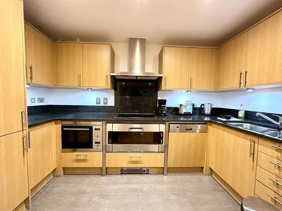 Stunning 2 Bed Thames River View - Central London Eksteriør billede